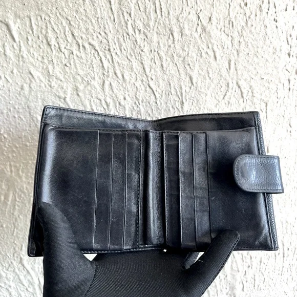 🛑SOLD🛑CHANEL Compact Wallet - Picture 6 of 8